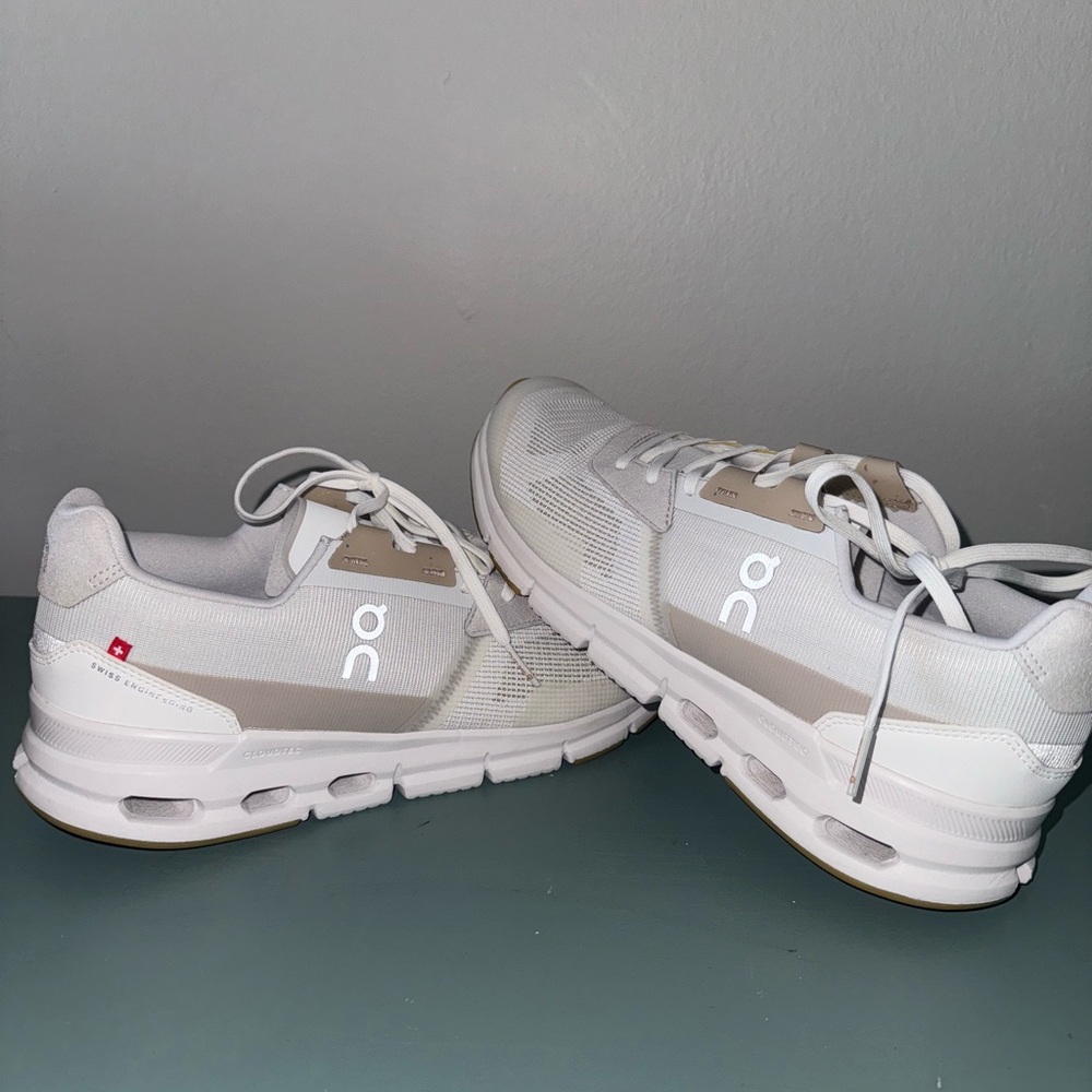 Oncloud Cloudrift White Sand Sneakers